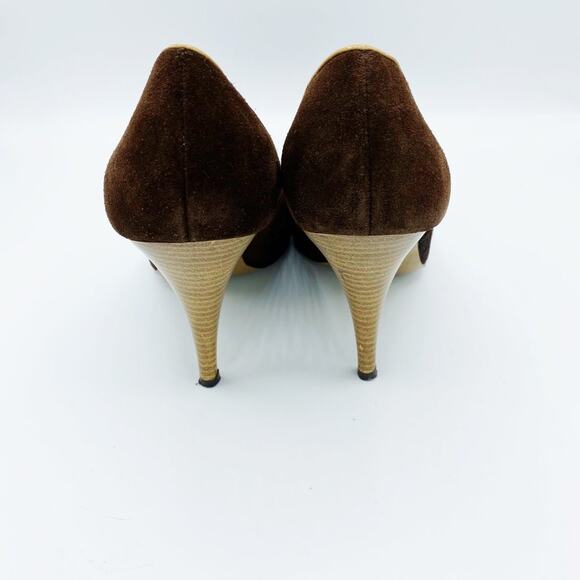 Carlos Santana Plush Brown Heeled Pumps Bow on Pointed Toe Size 10M - Picture 4 of 8